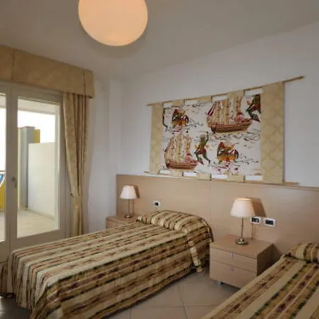 Διαμέρισμα Charming Beachfront Flat With A Bright Terrace *
