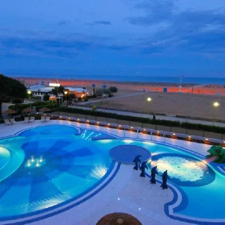 Charming Beachfront Flat With A Bright Terrace *