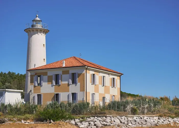 Charming Beachfront With A Bright Terrace Daire